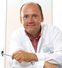 Dr. Elek Emil Miklós